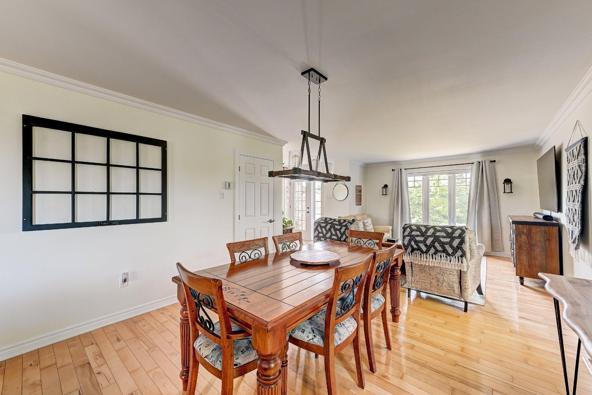 









51


Rue Anatole-Touchette

,
Saint-Jean-sur-Richelieu,




QC
J2X4L5

