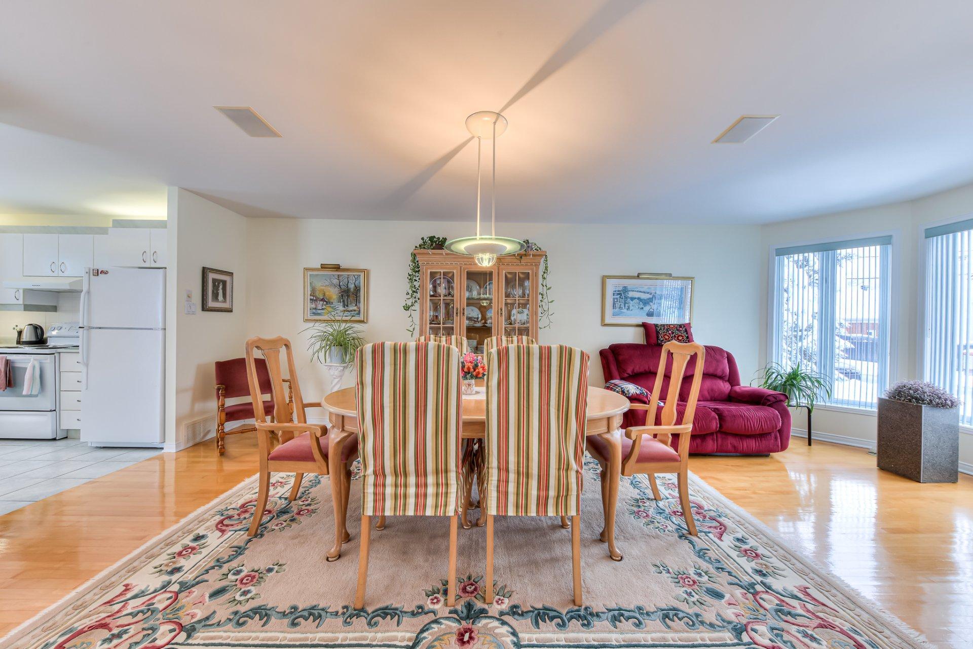 









2


Rue des Pistoles

,
Blainville,




QC
J7C5B2

