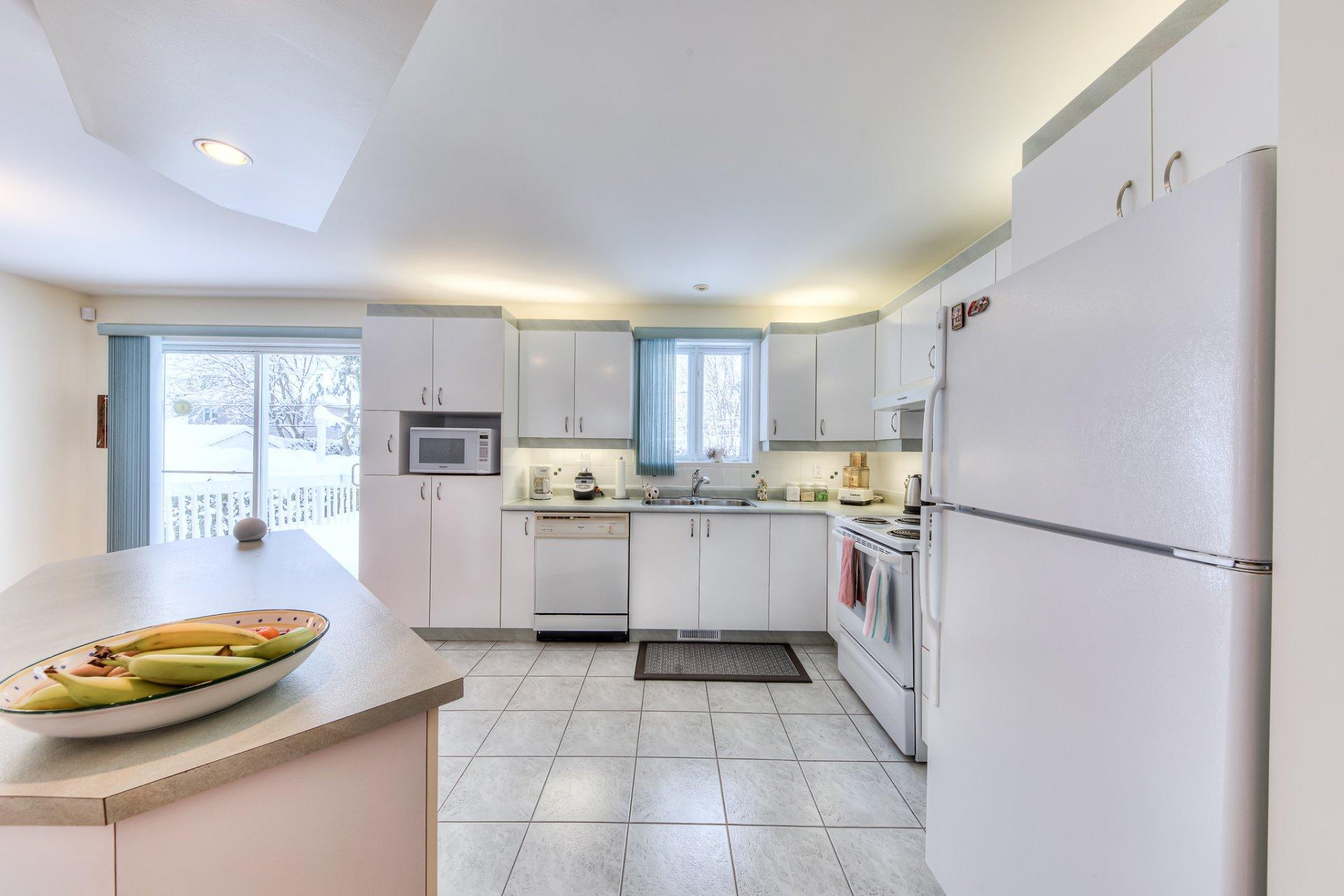 









2


Rue des Pistoles

,
Blainville,




QC
J7C5B2

