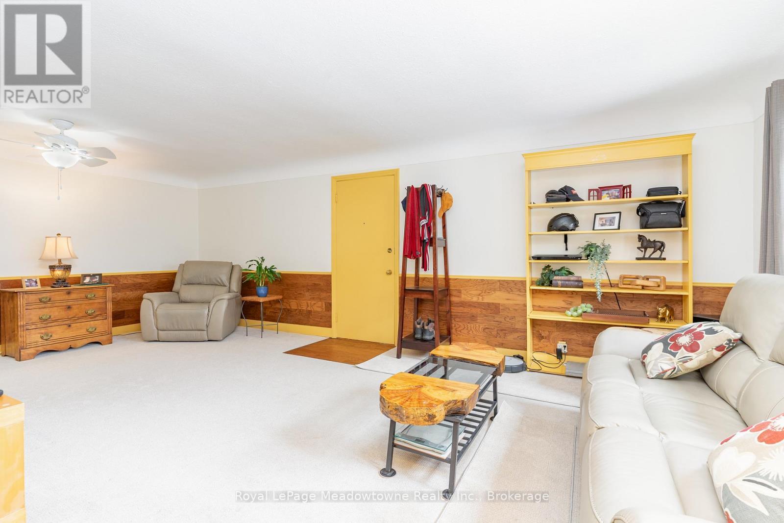 












10 - 2405 LAKESHORE ROAD

,
Burlington (Brant),




Ontario
L7R1B8

