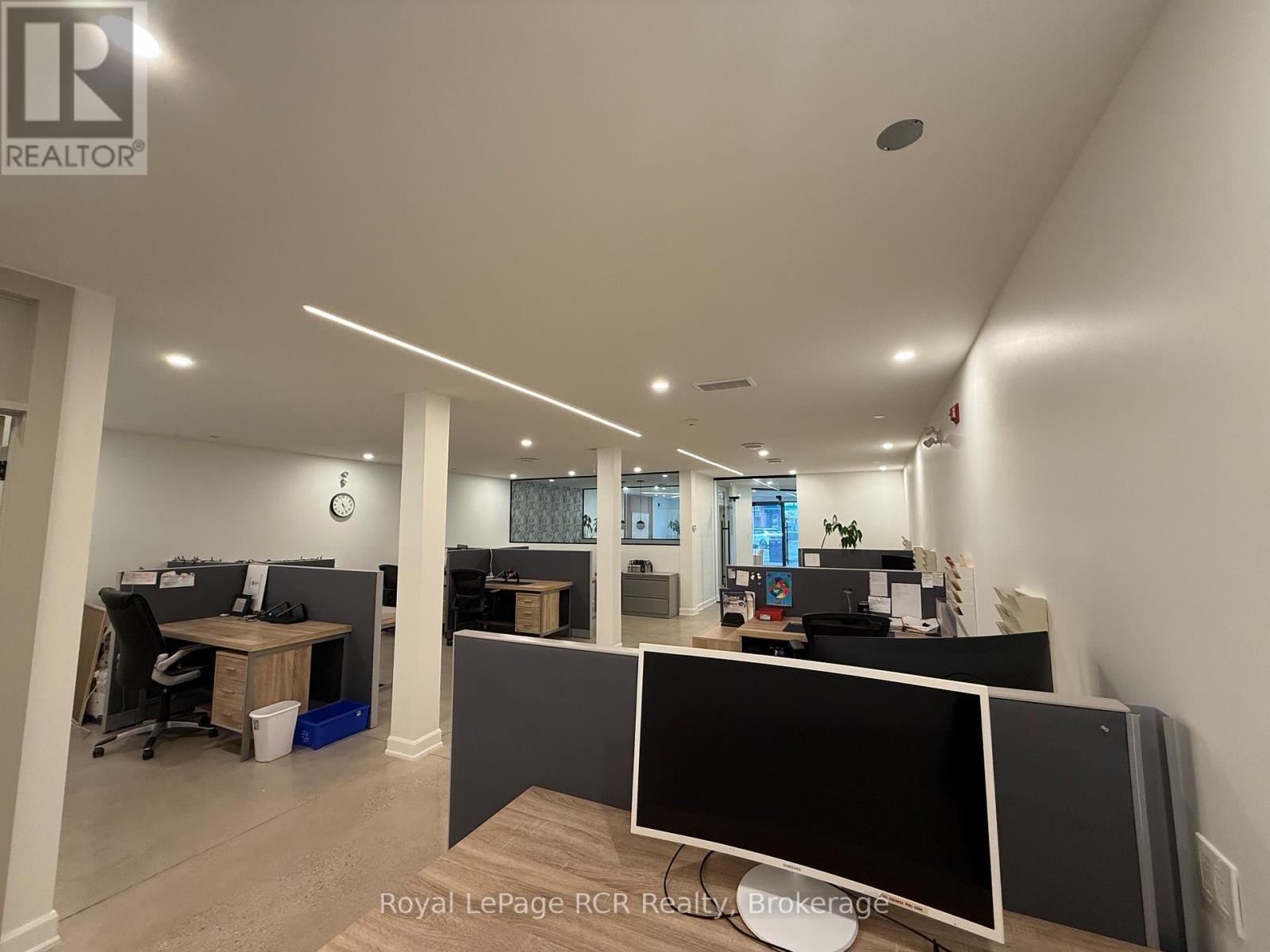 












146 HURONTARIO STREET

,
Collingwood,




Ontario
L9Y2L8

