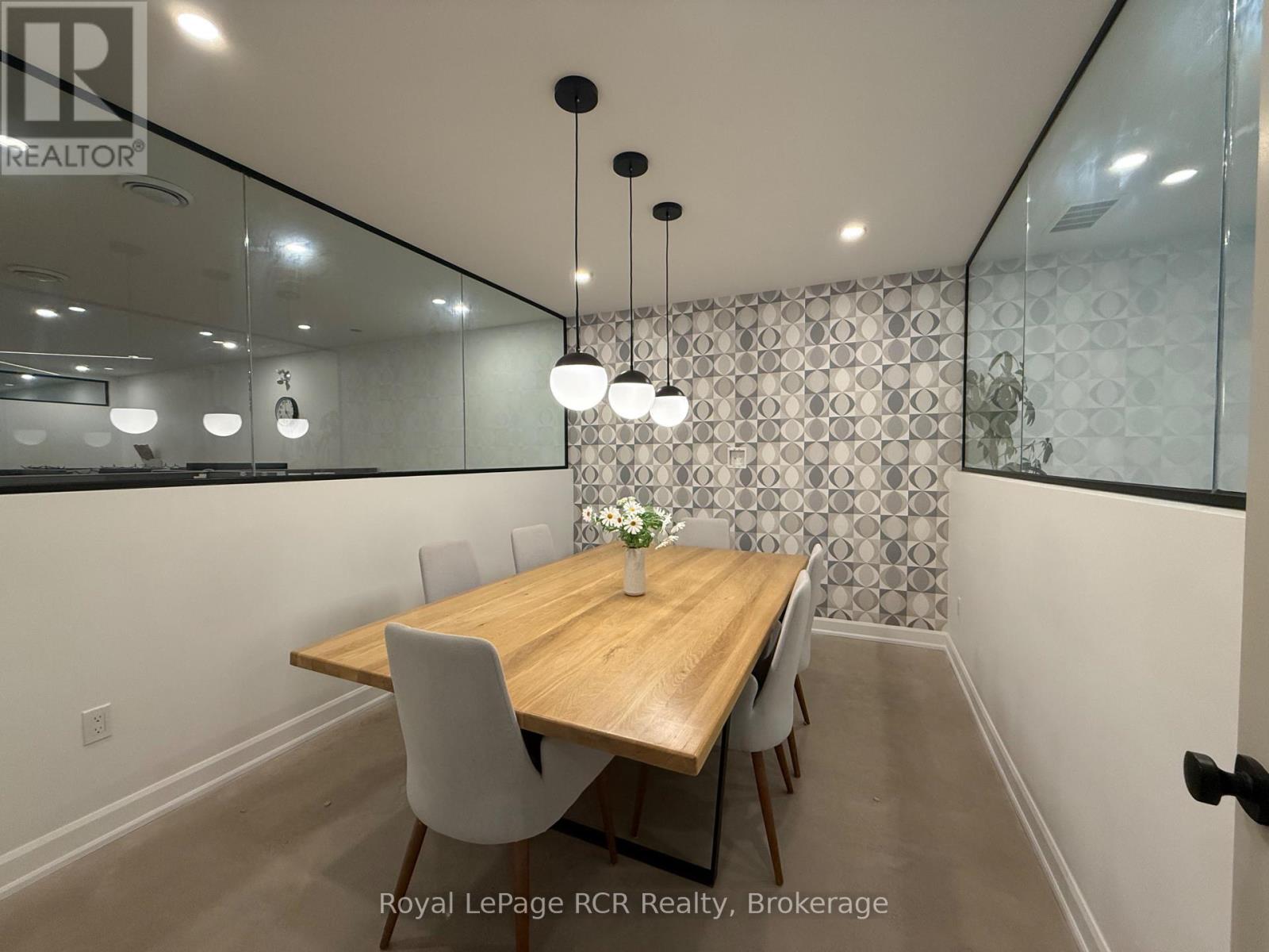 












146 HURONTARIO STREET

,
Collingwood,




Ontario
L9Y2L8

