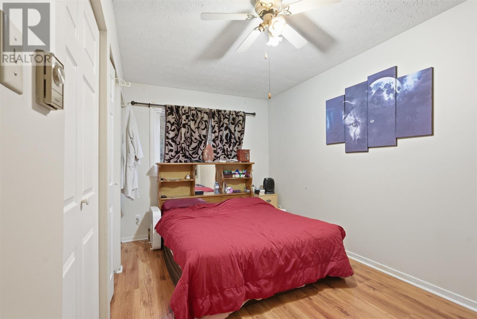 












29 Laurier RD

,
Elliot Lake,




Ontario
P5A2T9

