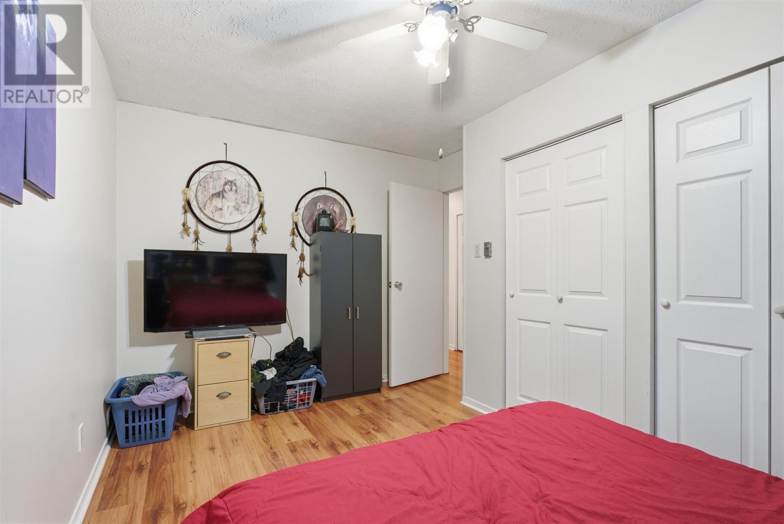 












29 Laurier RD

,
Elliot Lake,




Ontario
P5A2T9

