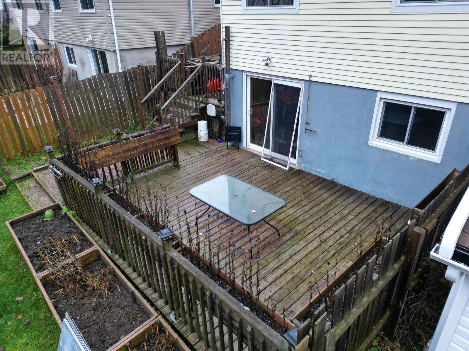 












29 Laurier RD

,
Elliot Lake,




Ontario
P5A2T9

