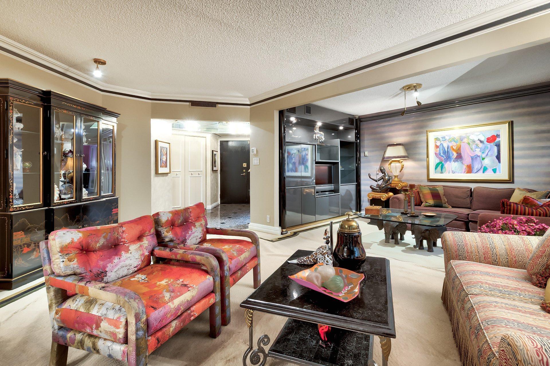 









5720


Av. Rembrandt

, 205,
Côte-Saint-Luc,




QC
H4W3A1

