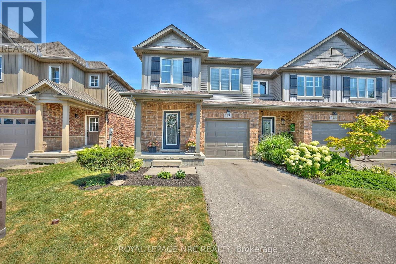 












118 ROSELAWN CRESCENT

,
Welland (Coyle Creek),




Ontario
L3C0C4

