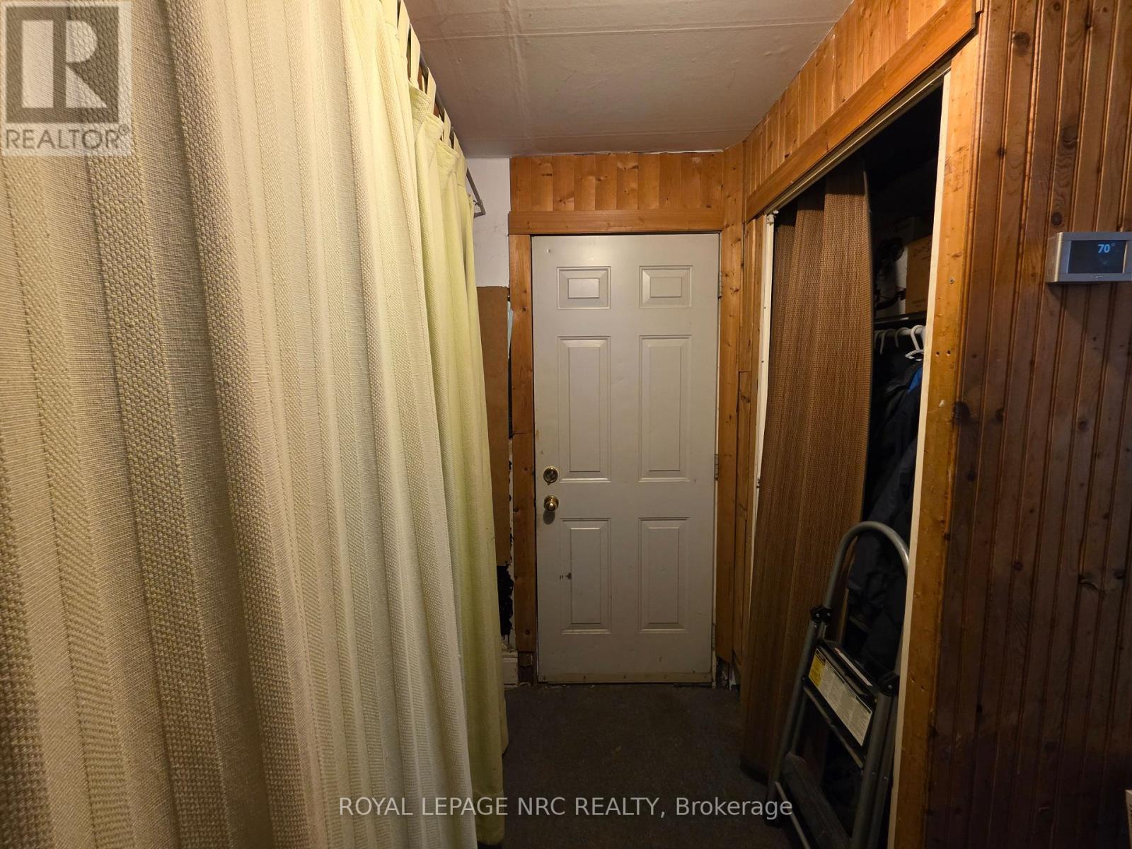 












39 MANCHESTER AVENUE

,
St. Catharines (Haig),




Ontario
L2R1N9

