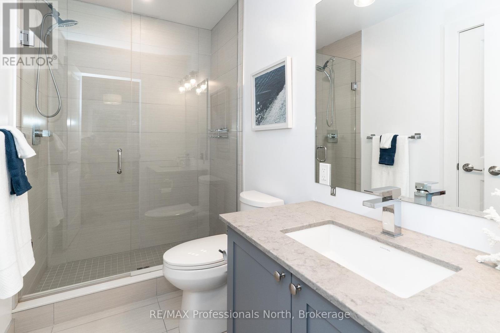 












100 - 25 PEN LAKE POINT ROAD

,
Huntsville (Chaffey),




Ontario
P1H1A9

