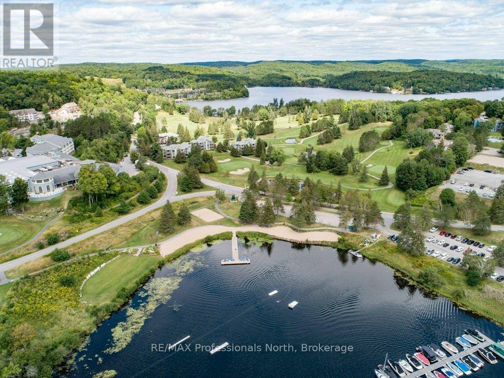 












100 - 25 PEN LAKE POINT ROAD

,
Huntsville (Chaffey),




Ontario
P1H1A9

