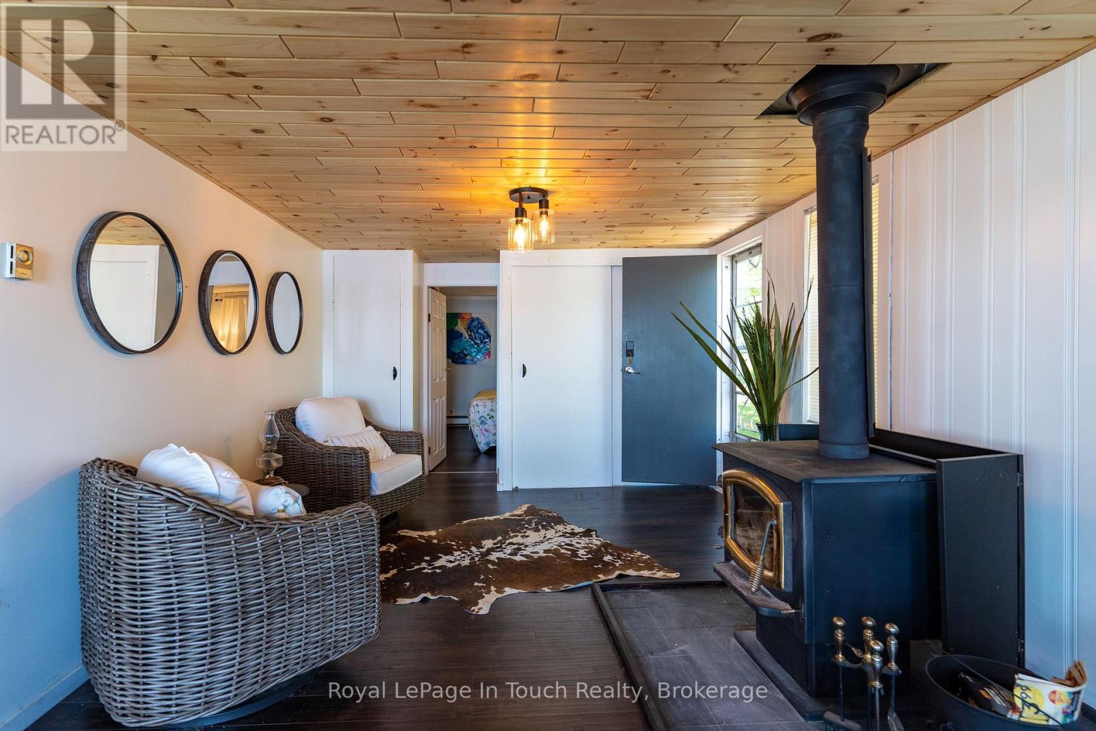 












1682 ISLAND 630

,
Georgian Bay (Baxter),




Ontario
P0E1E0

