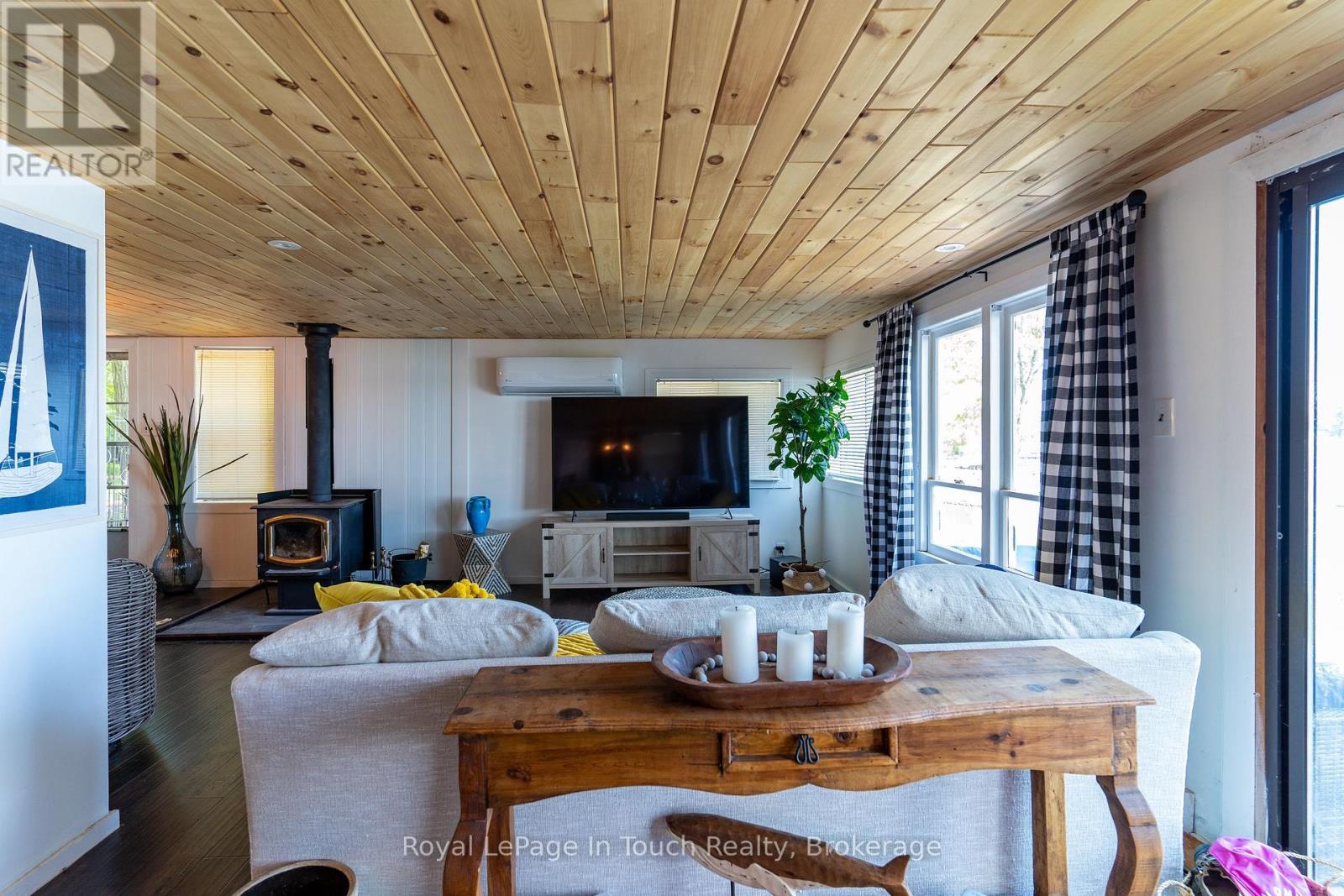 












1682 ISLAND 630

,
Georgian Bay (Baxter),




Ontario
P0E1E0

