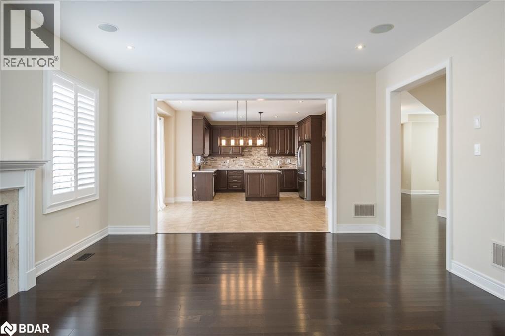 












195 HUDDLESTONE Crescent

,
Milton,




Ontario
L9T8M9

