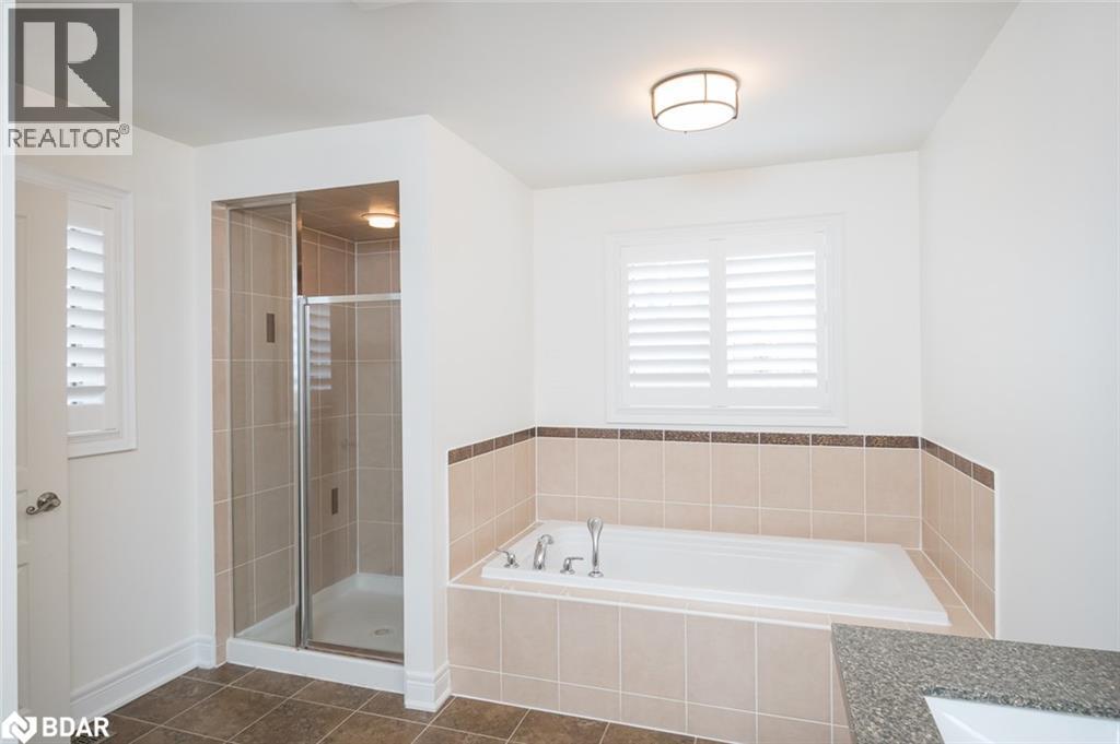 












195 HUDDLESTONE Crescent

,
Milton,




Ontario
L9T8M9

