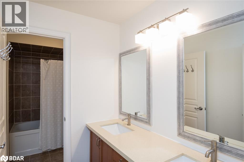 












195 HUDDLESTONE Crescent

,
Milton,




Ontario
L9T8M9

