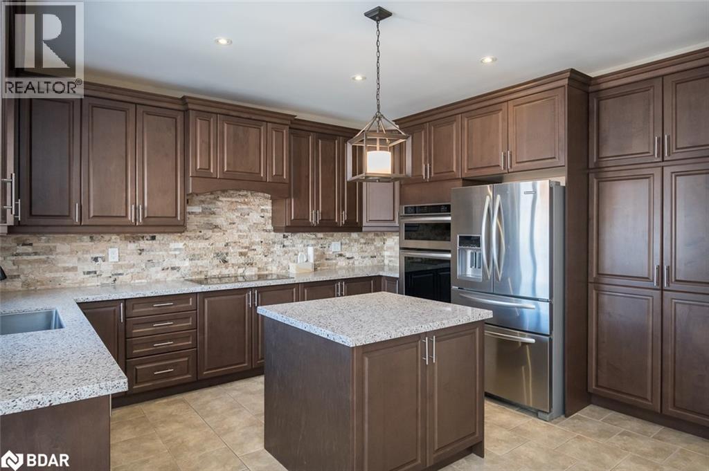 












195 HUDDLESTONE Crescent

,
Milton,




Ontario
L9T8M9

