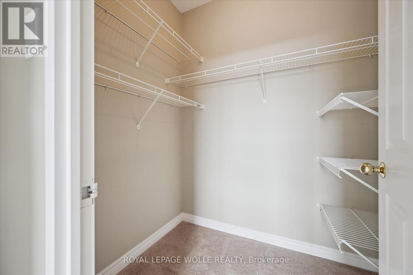 












706 - 255 KEATS WAY

,
Waterloo,




Ontario
N2L6N6

