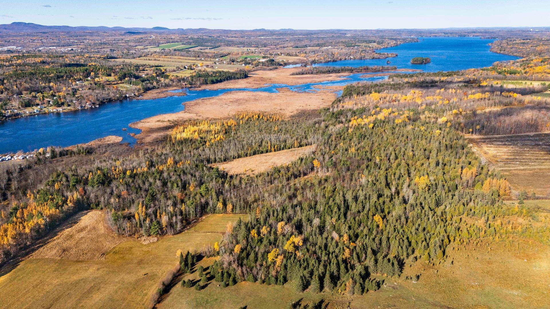 












Ch. du Lac

,
Sainte-Catherine-de-Hatley,







QC
J0B1W0

