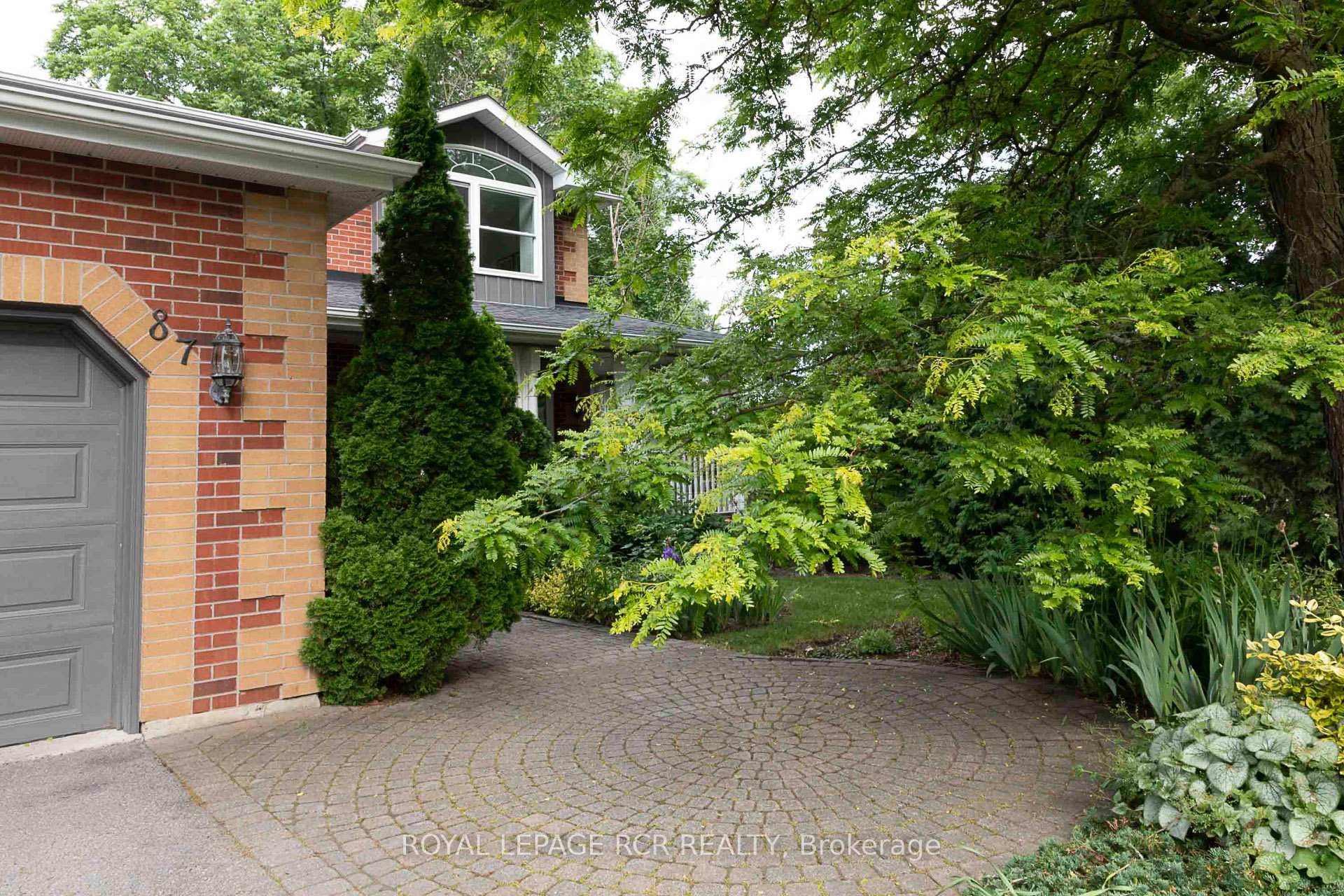 









87


George

Street,
Aurora,




ON
L4G 2S3

