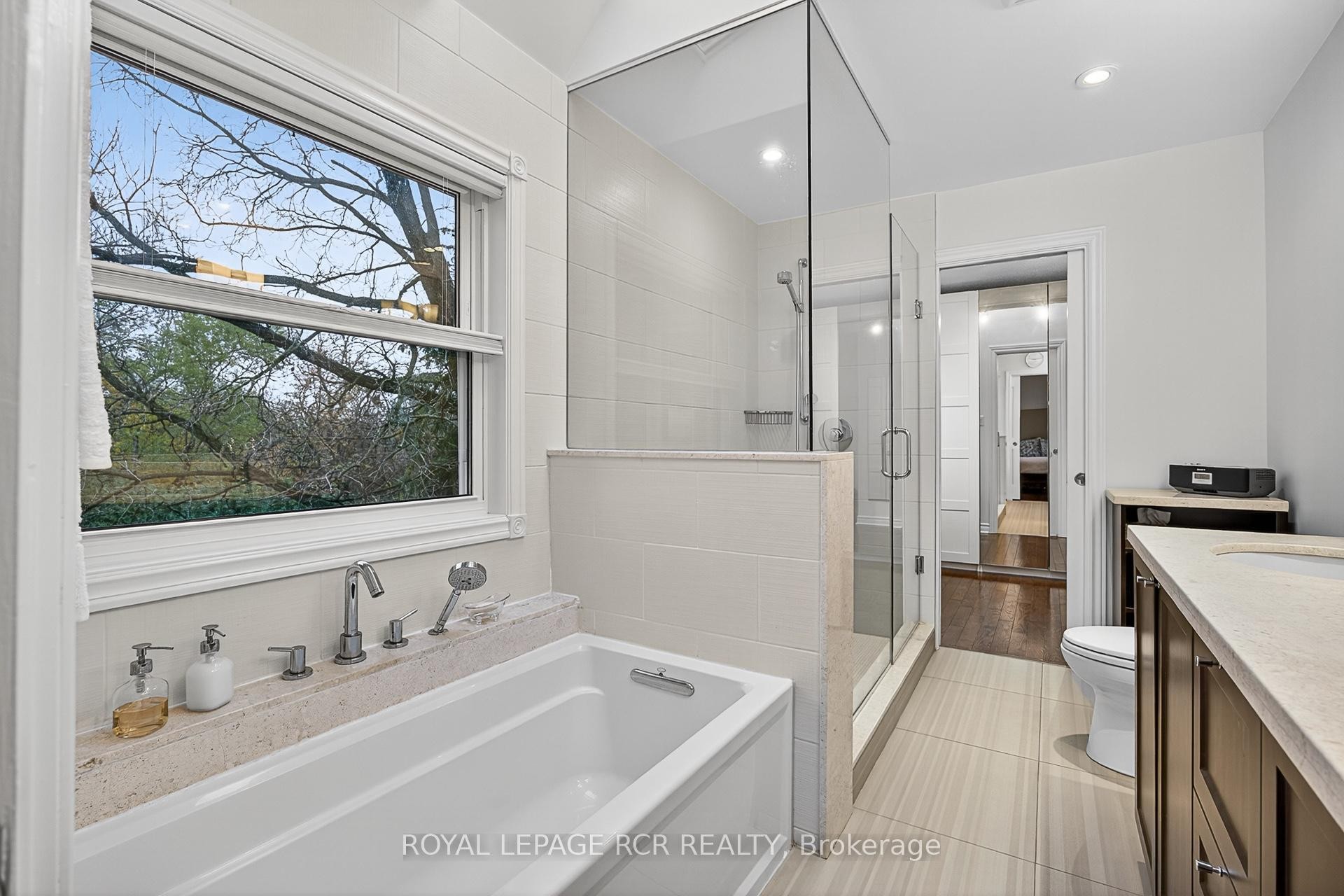 









87


George

Street,
Aurora,




ON
L4G 2S3

