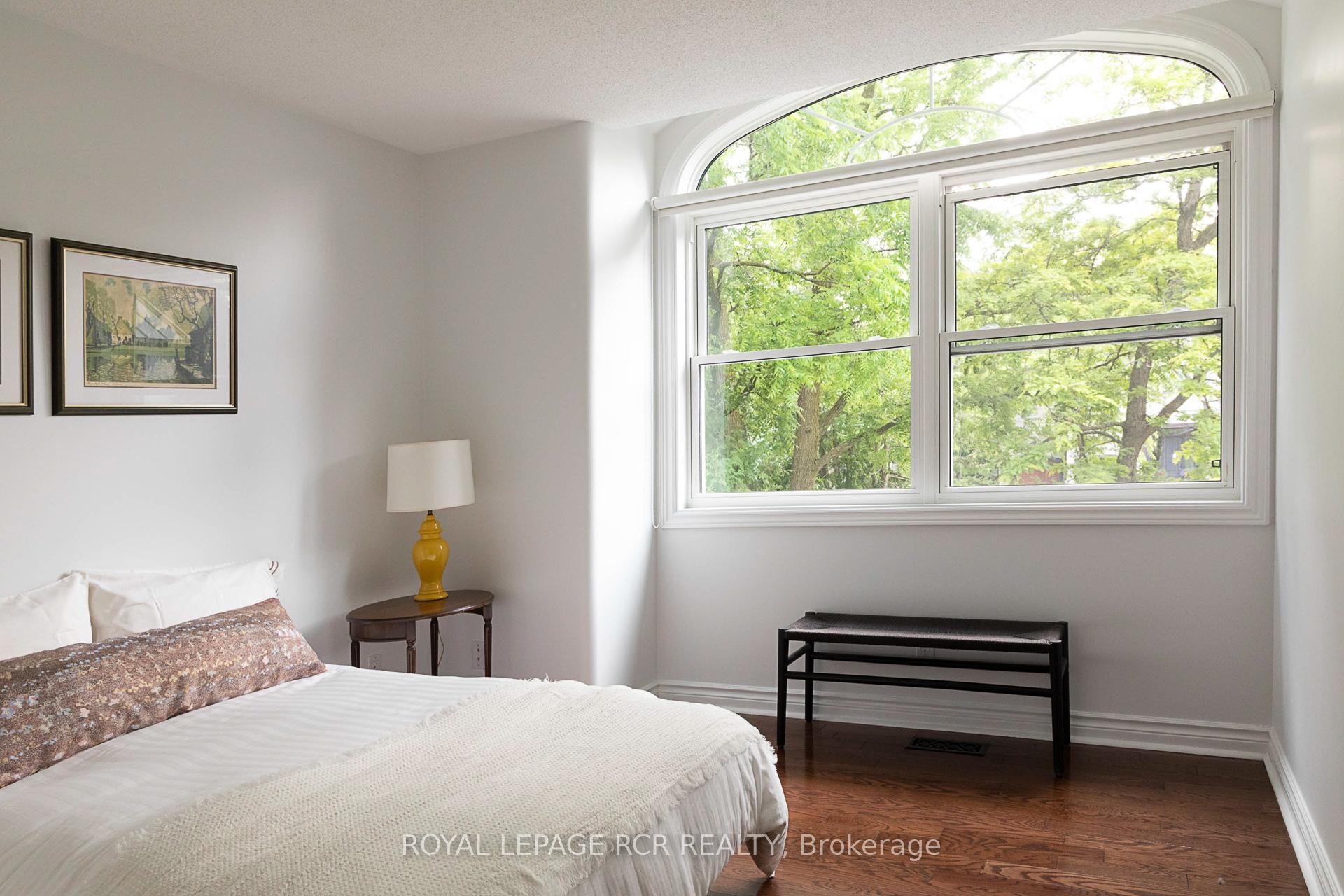 









87


George

Street,
Aurora,




ON
L4G 2S3

