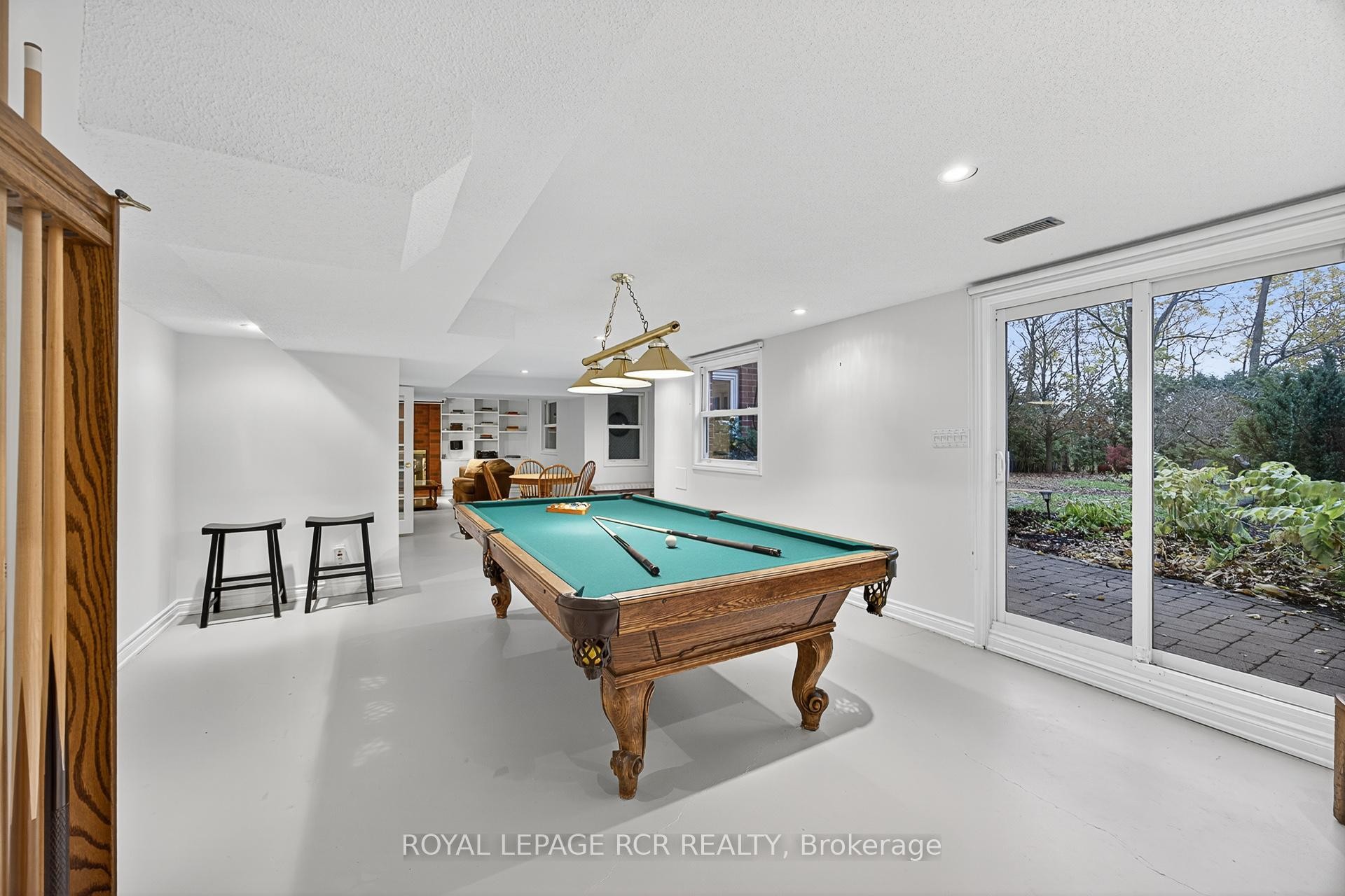 









87


George

Street,
Aurora,




ON
L4G 2S3

