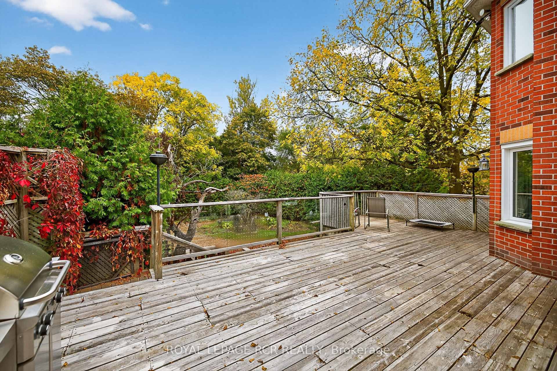 









87


George

Street,
Aurora,




ON
L4G 2S3

