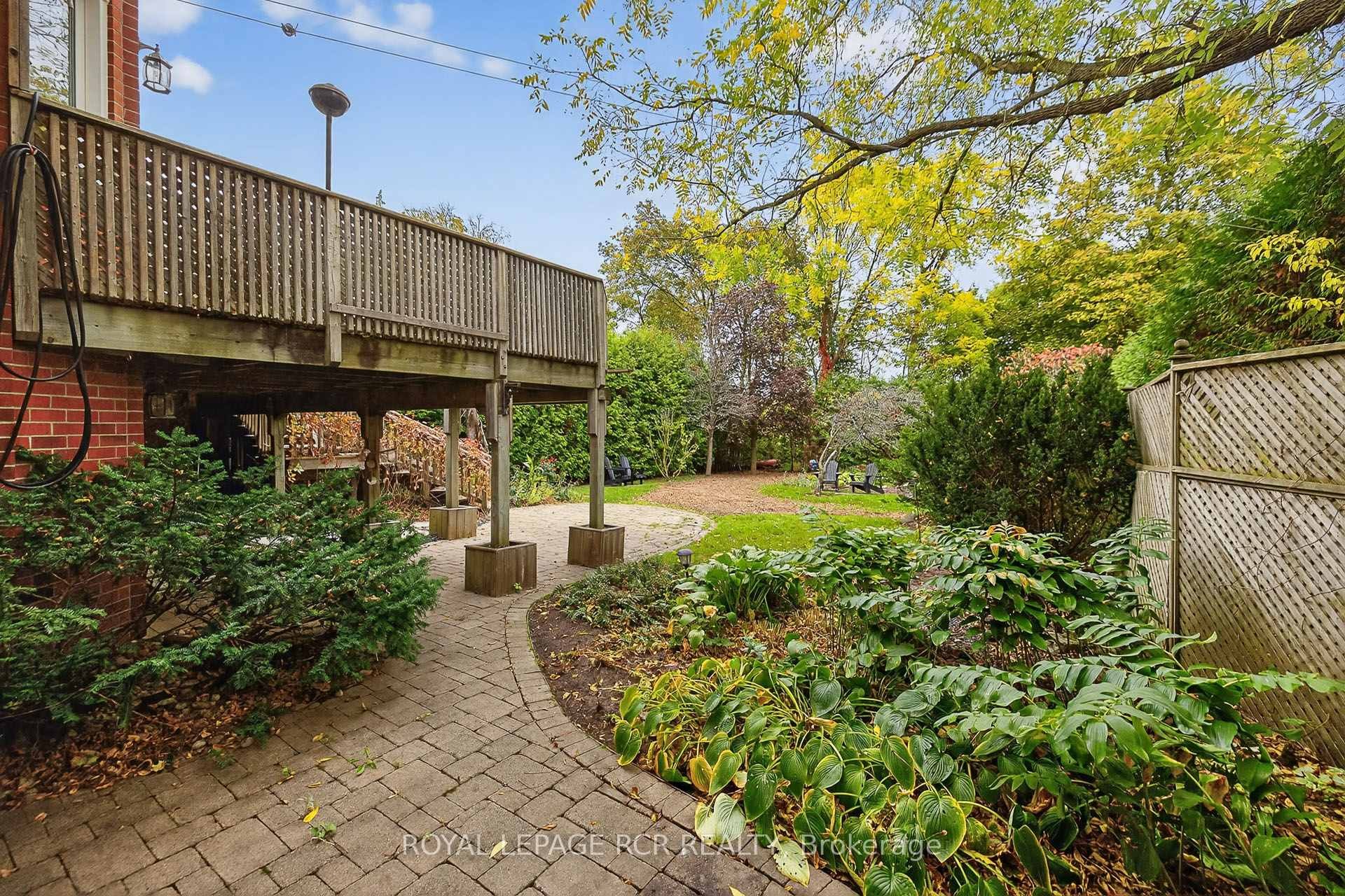 









87


George

Street,
Aurora,




ON
L4G 2S3

