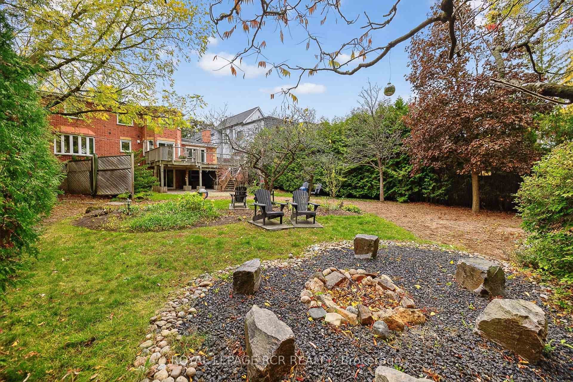 









87


George

Street,
Aurora,




ON
L4G 2S3

