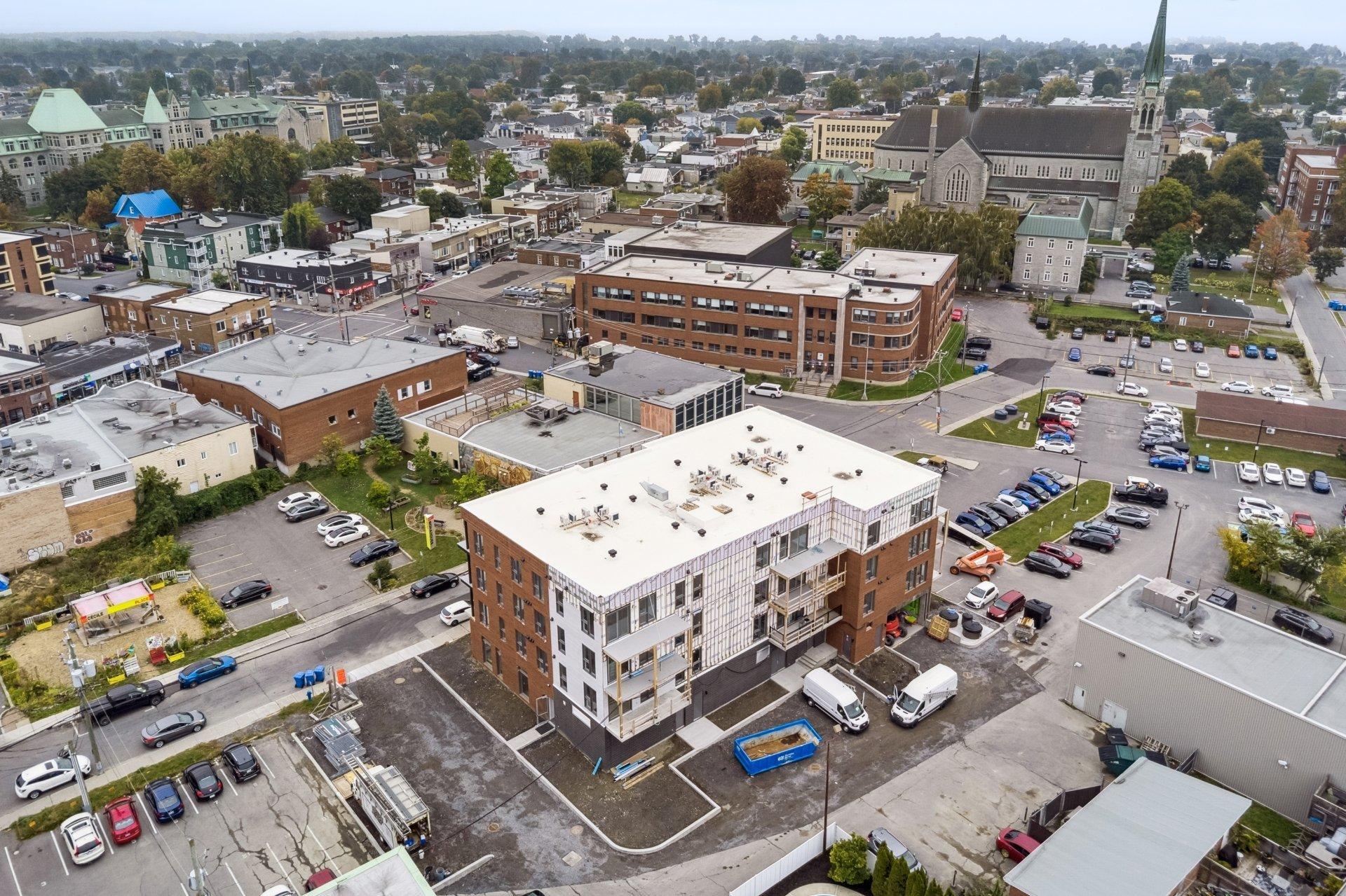 









106


Rue Ste-Cécile

, 204,
Salaberry-de-Valleyfield,




QC
J6T1M1

