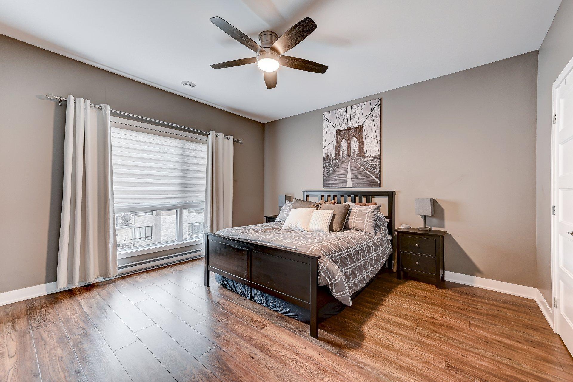 









3721


Rue Fernand-Flipot

, 302,
Longueuil (Saint-Hubert),




QC
J3Y0M6

