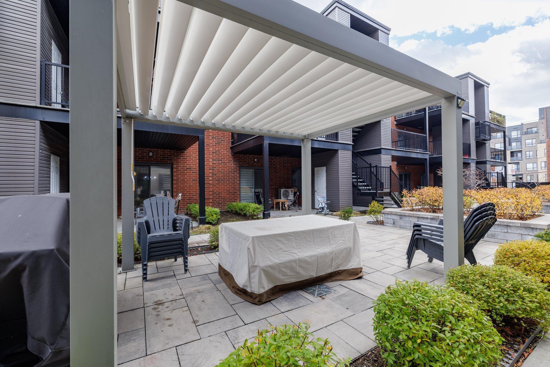 









387


Av. Skaniatarati

, 102,
Montréal (Lachine),




QC
H8S0A1

