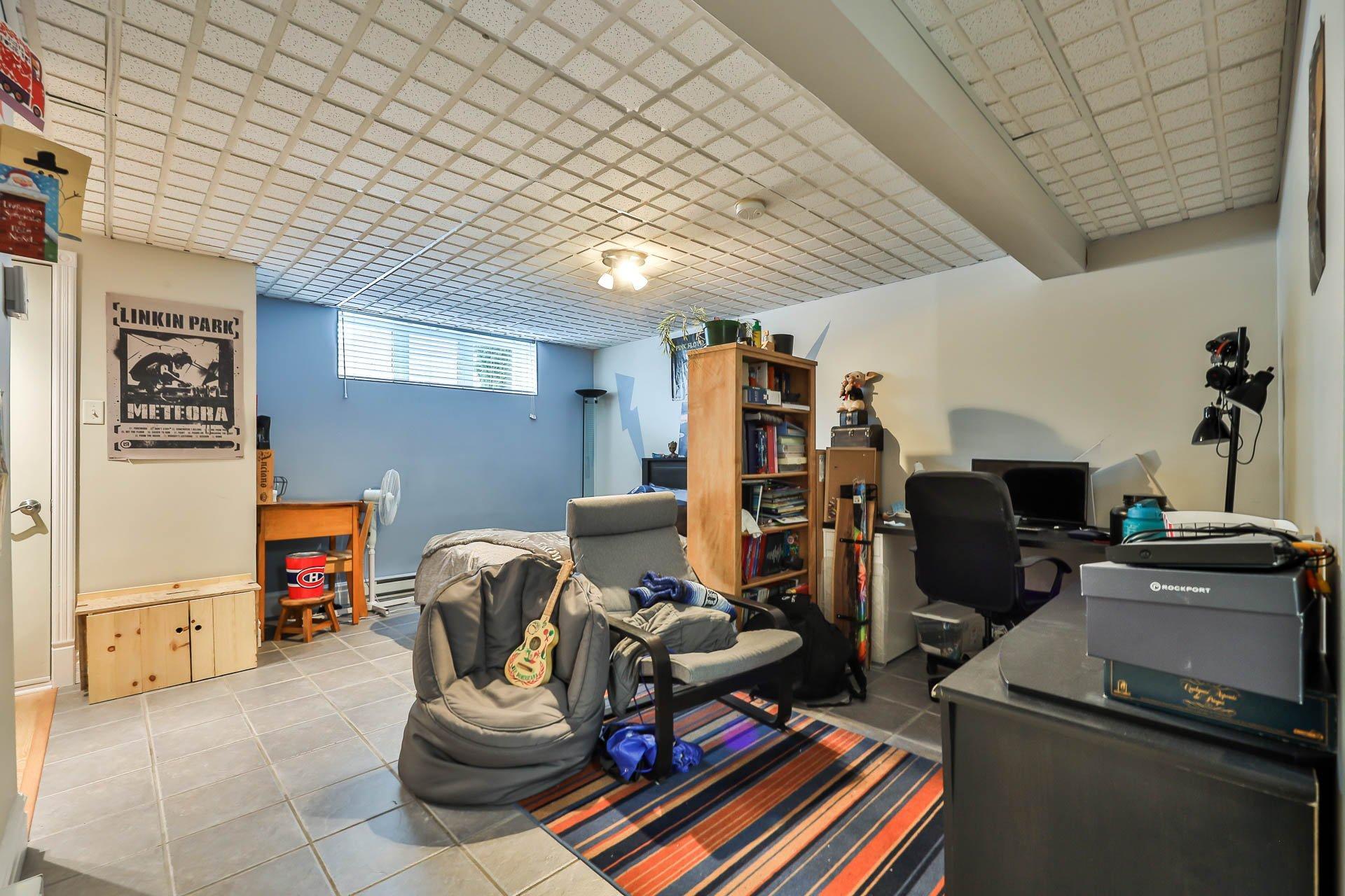 









69


Rue Hamel

,
Gatineau (Gatineau),




QC
J8P1V8

