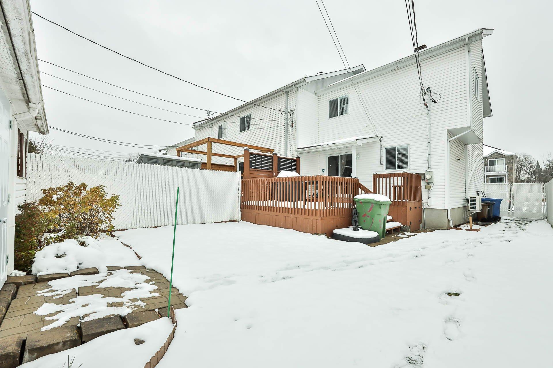 









69


Rue Hamel

,
Gatineau (Gatineau),




QC
J8P1V8

