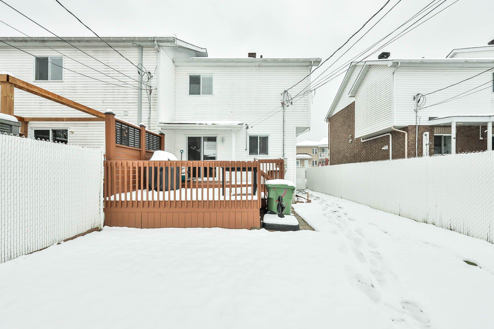 









69


Rue Hamel

,
Gatineau (Gatineau),




QC
J8P1V8

