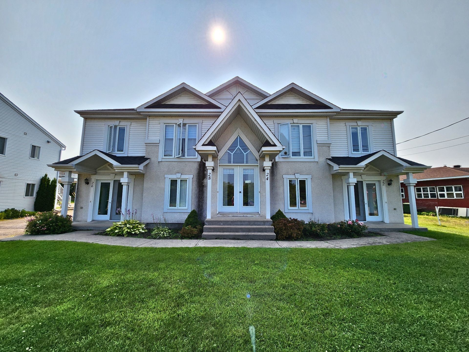 









22

 - 44


Route des Seigneurs

,
Saint-André-d'Argenteuil,




QC
J0V1X0

