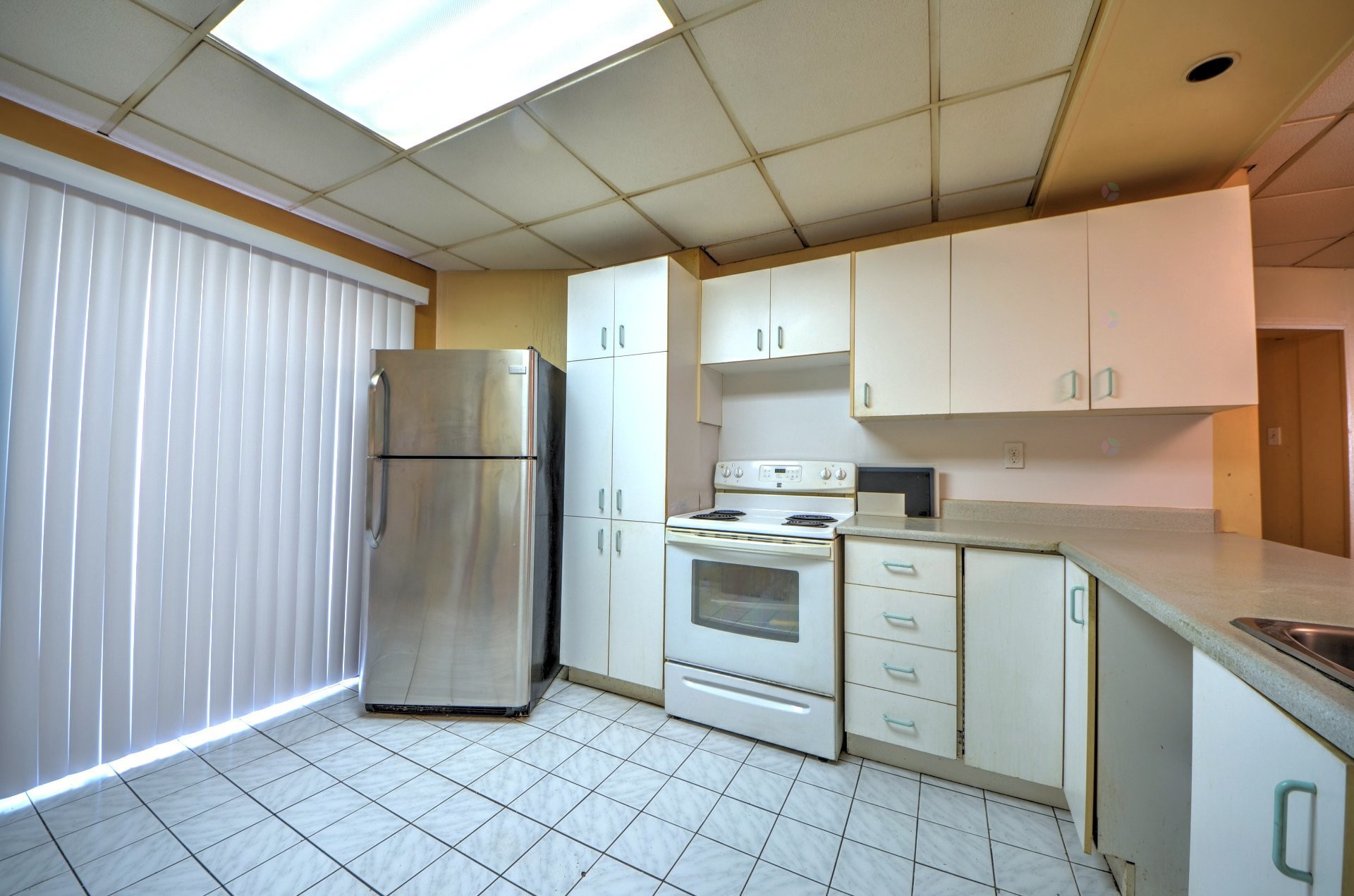 









23

 - 25


Rue de l'Église

,
Montréal (Verdun/Île-des-Soeurs),




QC
H4G2L8

