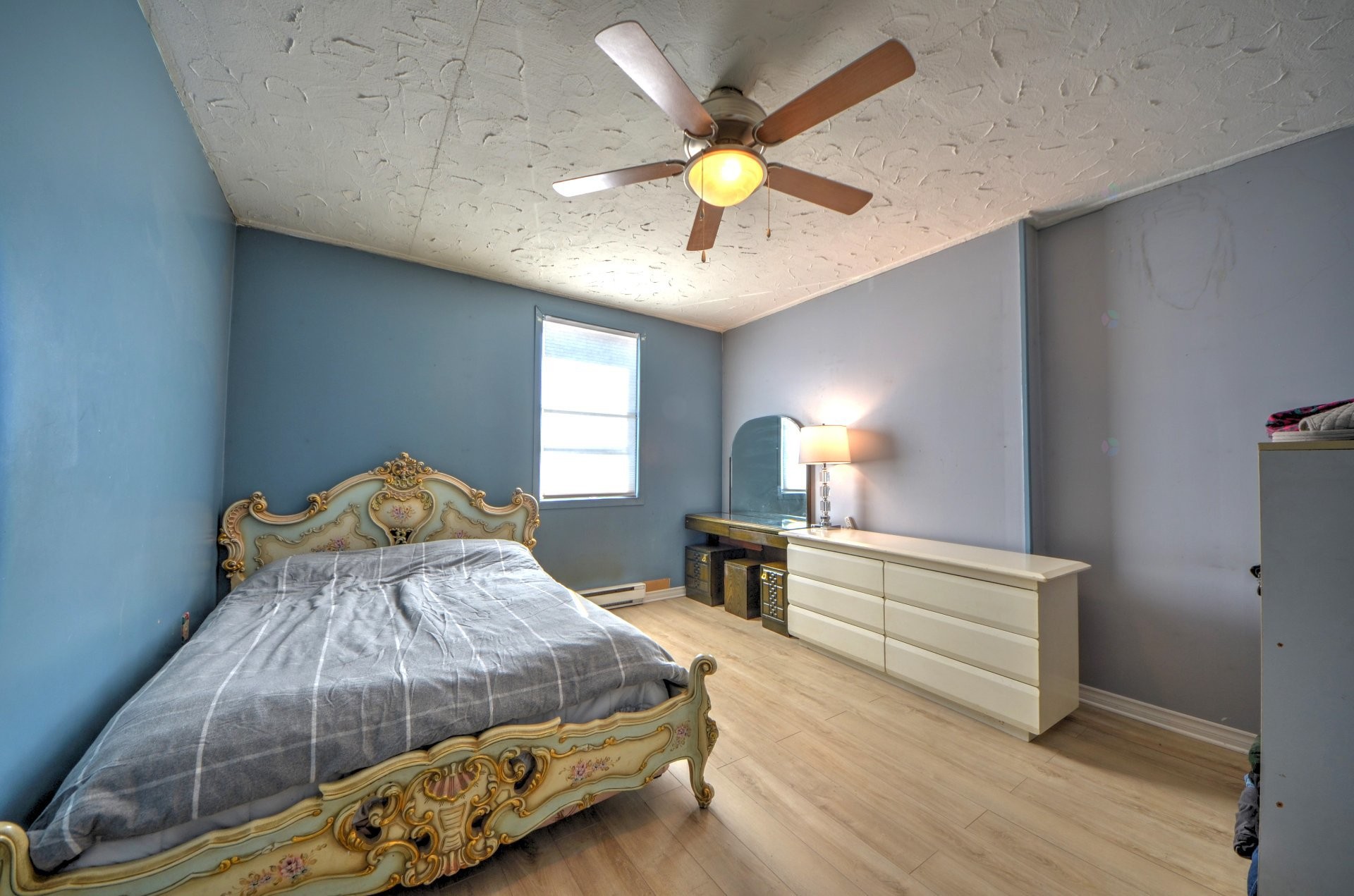 









23

 - 25


Rue de l'Église

,
Montréal (Verdun/Île-des-Soeurs),




QC
H4G2L8

