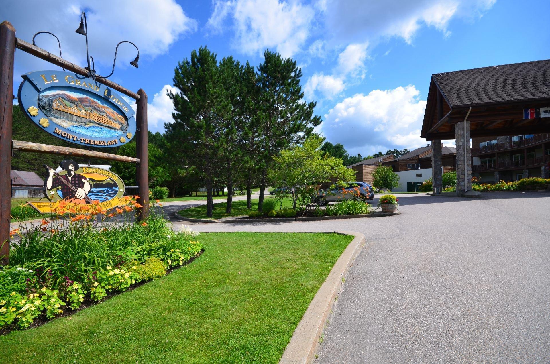 









2396


Rue Labelle

, 336,
Mont-Tremblant,




QC
J8E1T8

