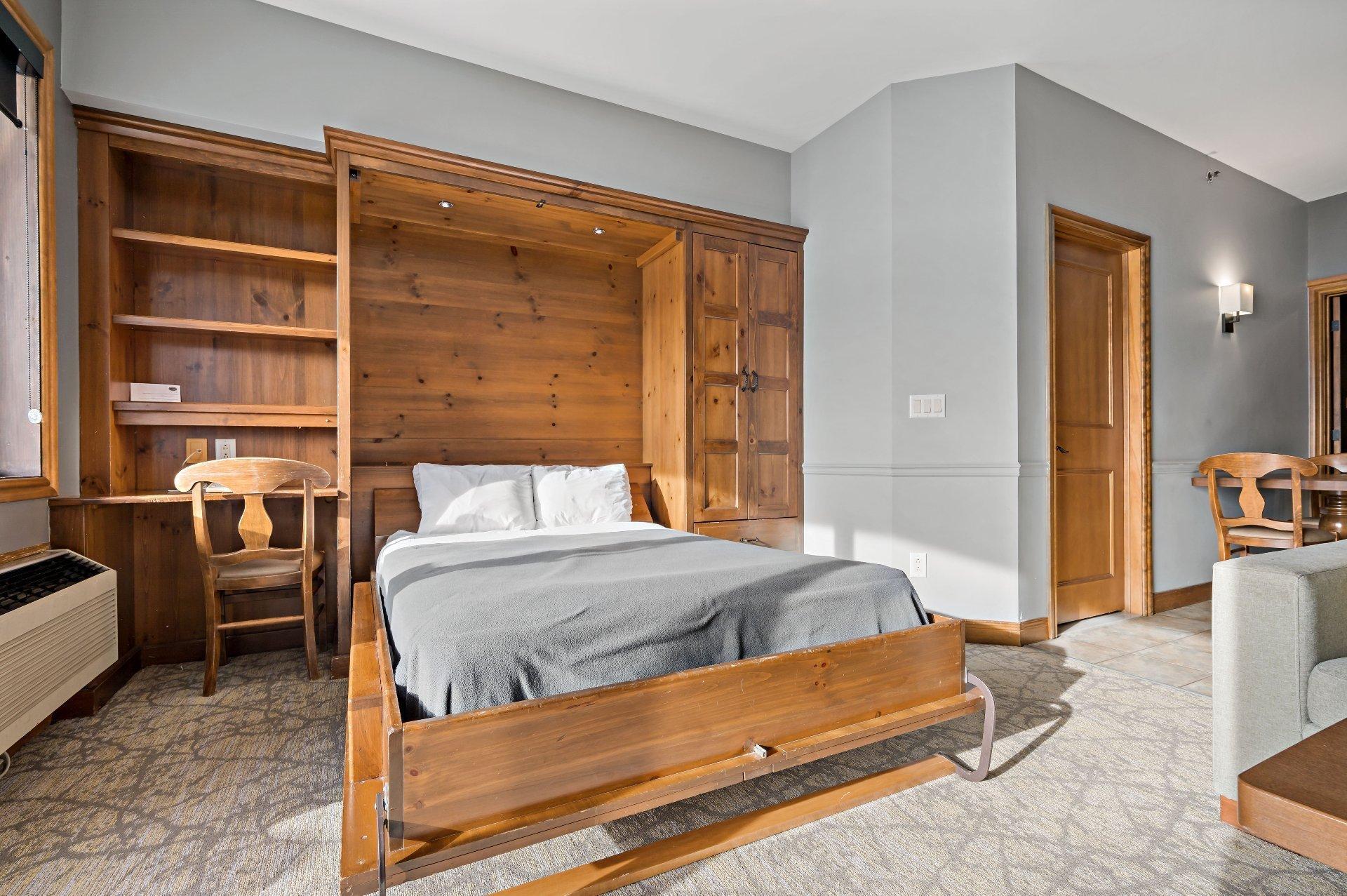 









2396


Rue Labelle

, 336,
Mont-Tremblant,




QC
J8E1T8

