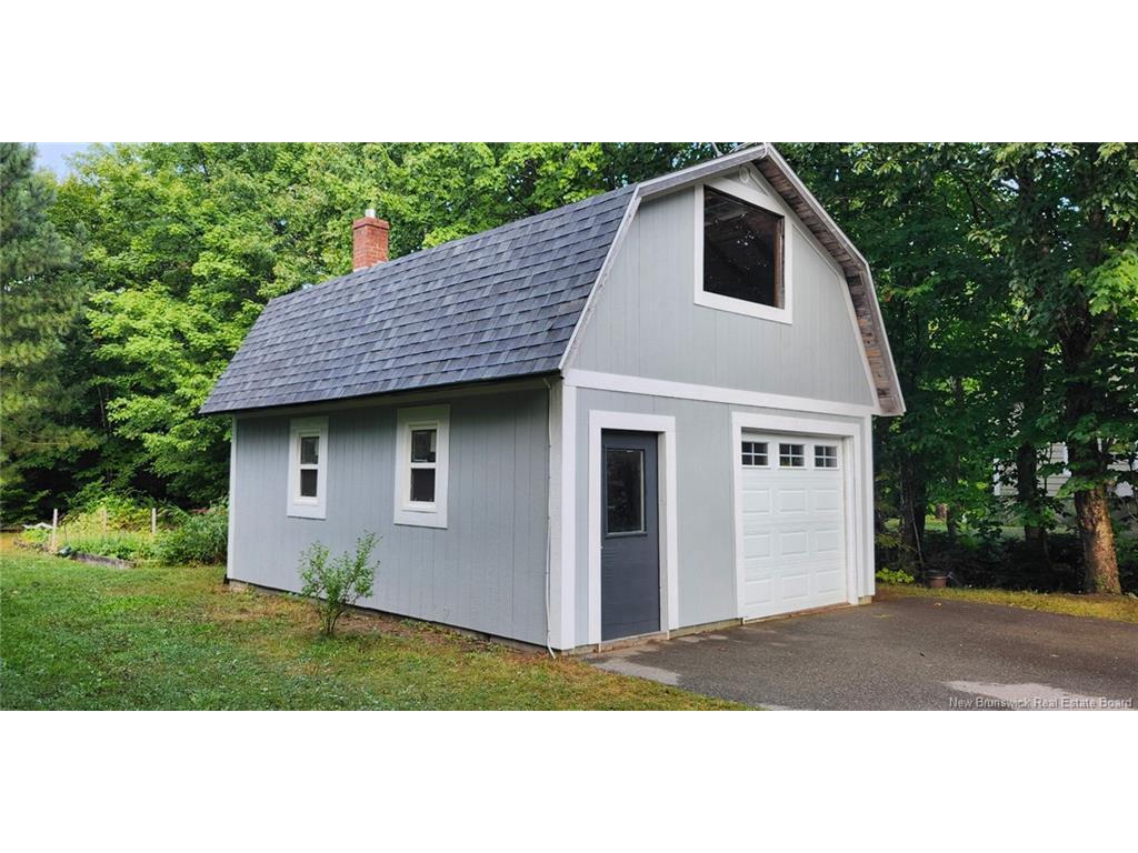 









3305


Route 135

,
Trudel,




NB
E8R 1N1

