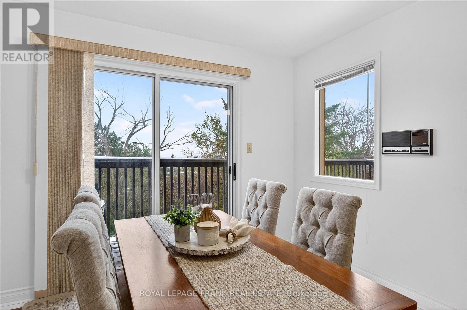 












544 FORTYE DRIVE

,
Peterborough (Otonabee Ward 1),




Ontario
K9K2H2

