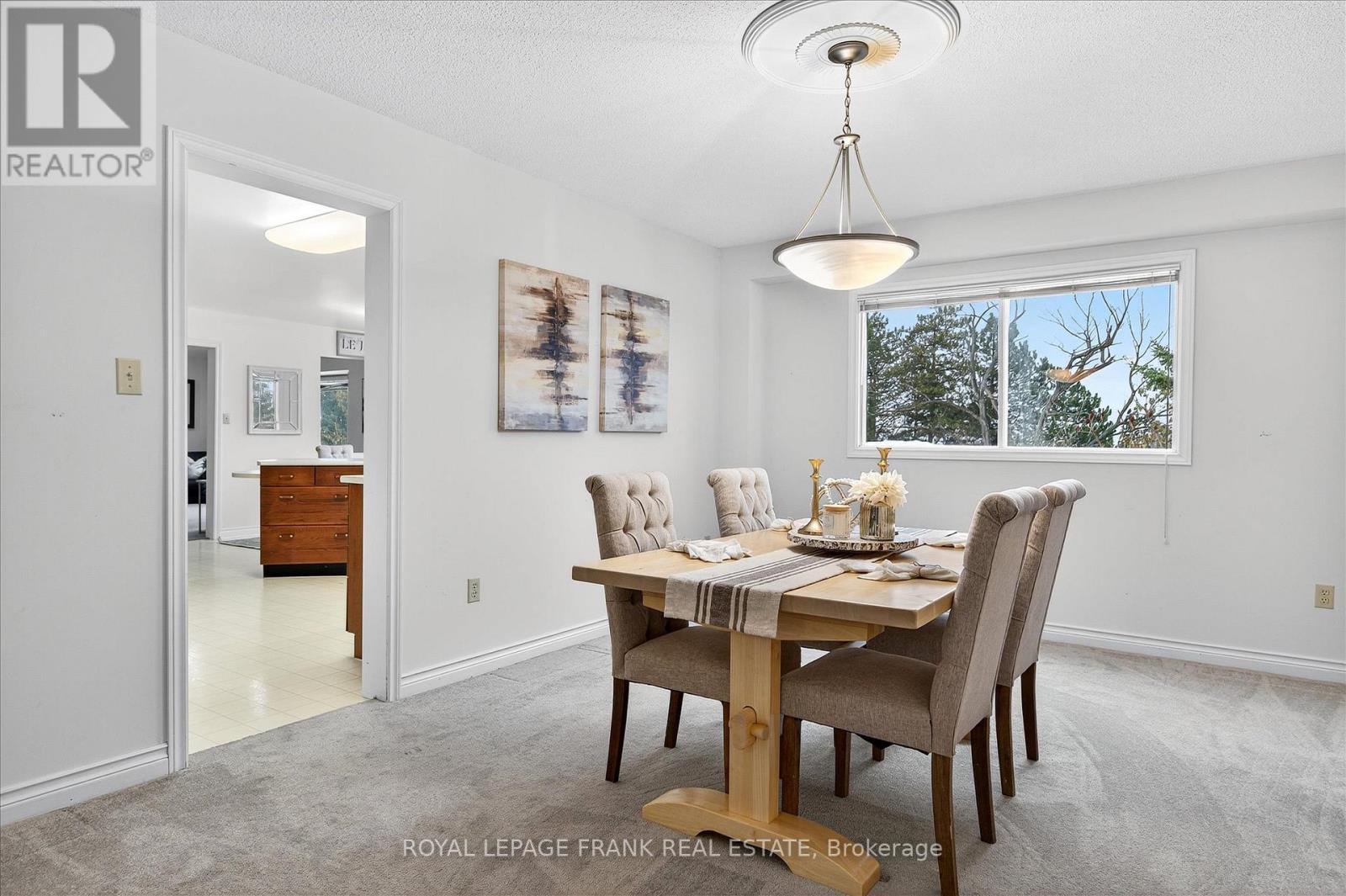 












544 FORTYE DRIVE

,
Peterborough (Otonabee Ward 1),




Ontario
K9K2H2

