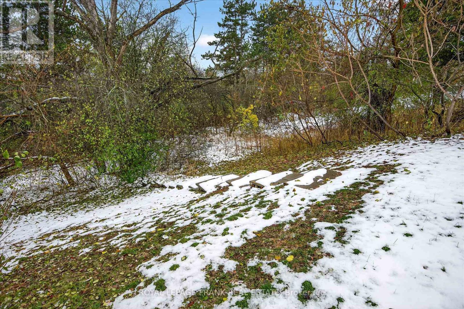 












544 FORTYE DRIVE

,
Peterborough (Otonabee Ward 1),




Ontario
K9K2H2

