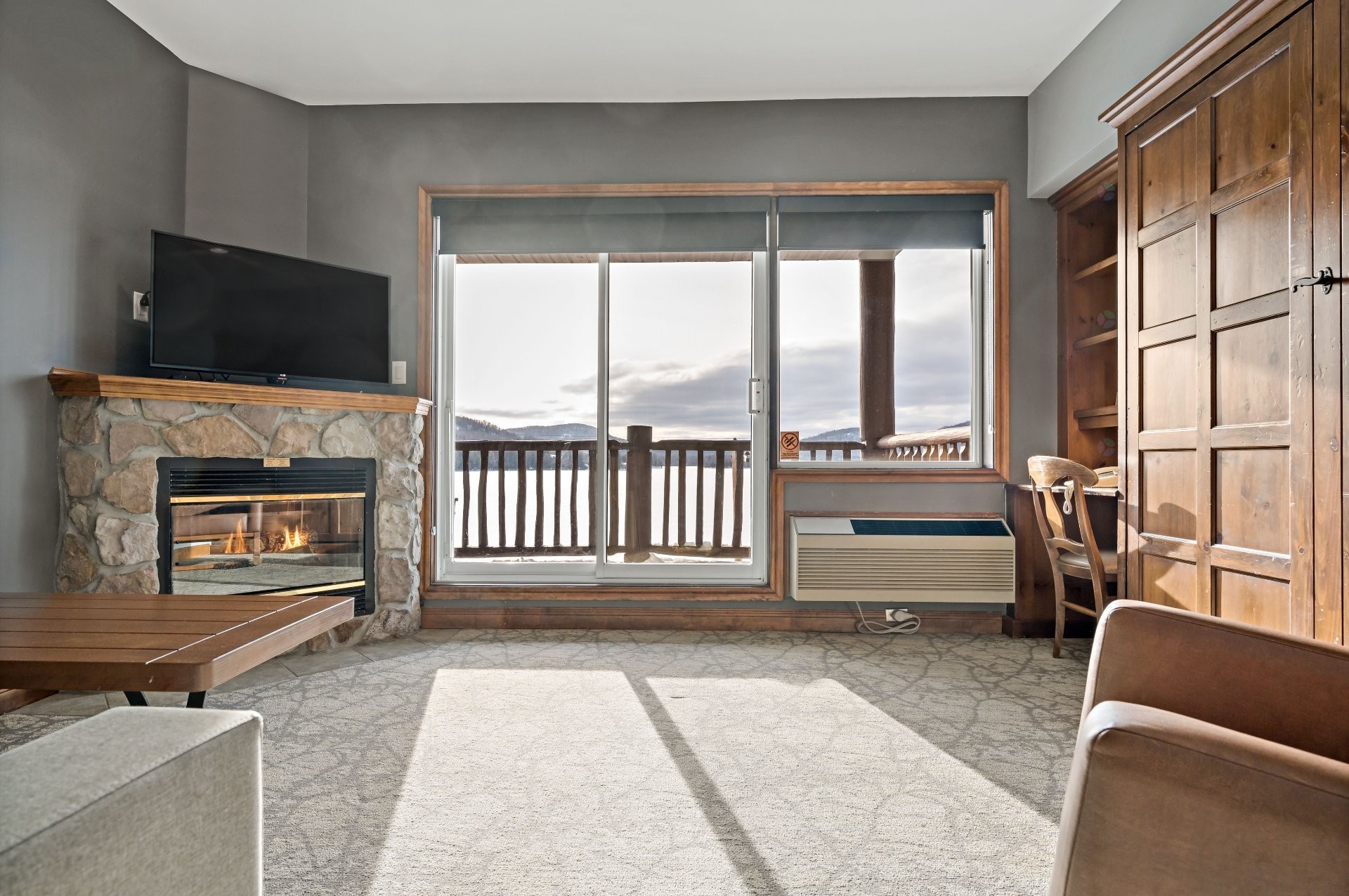 









2396


Rue Labelle

, 413,
Mont-Tremblant,




QC
J8E1T8

