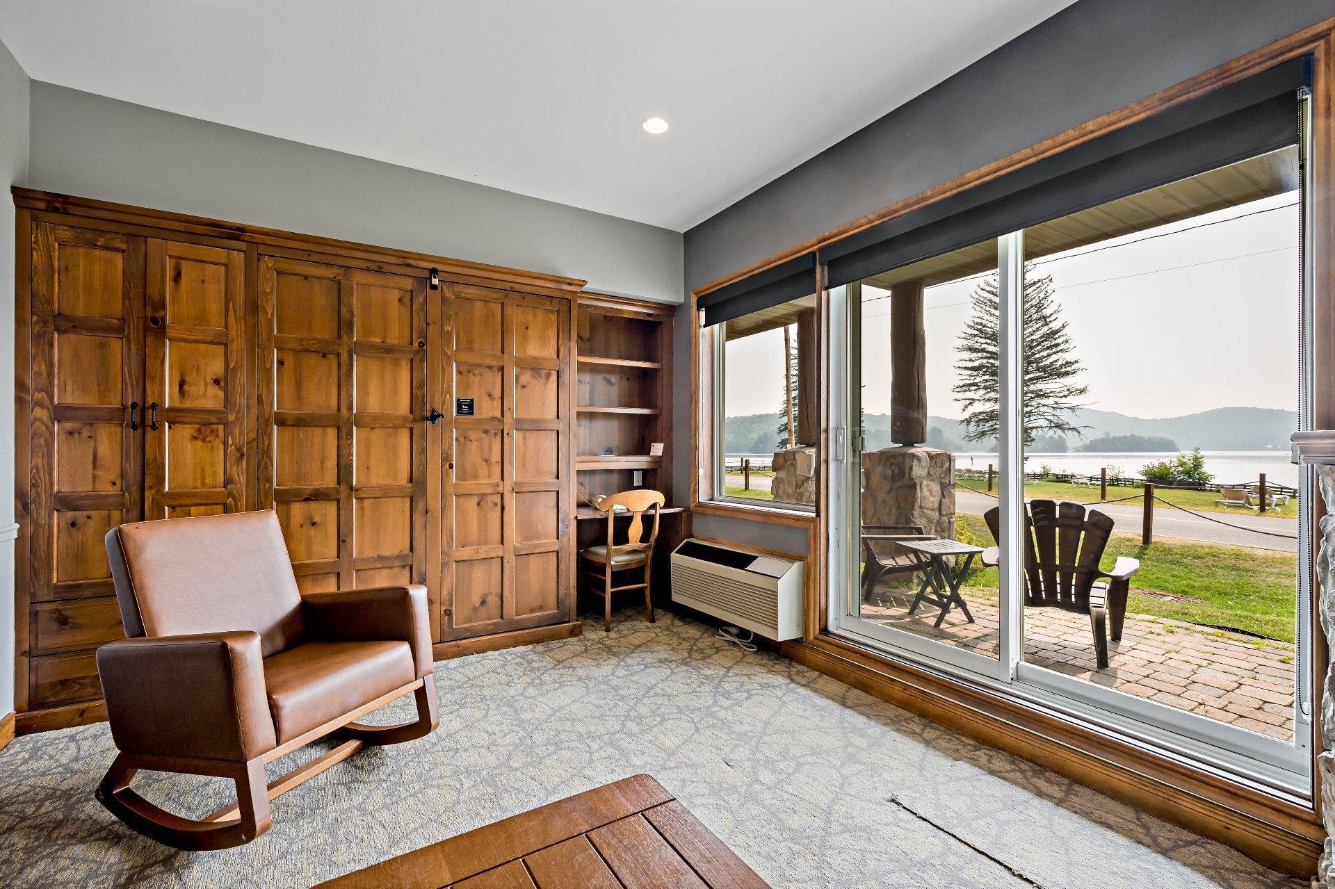 









2396


Rue Labelle

, 20,
Mont-Tremblant,




QC
J8E1T8

