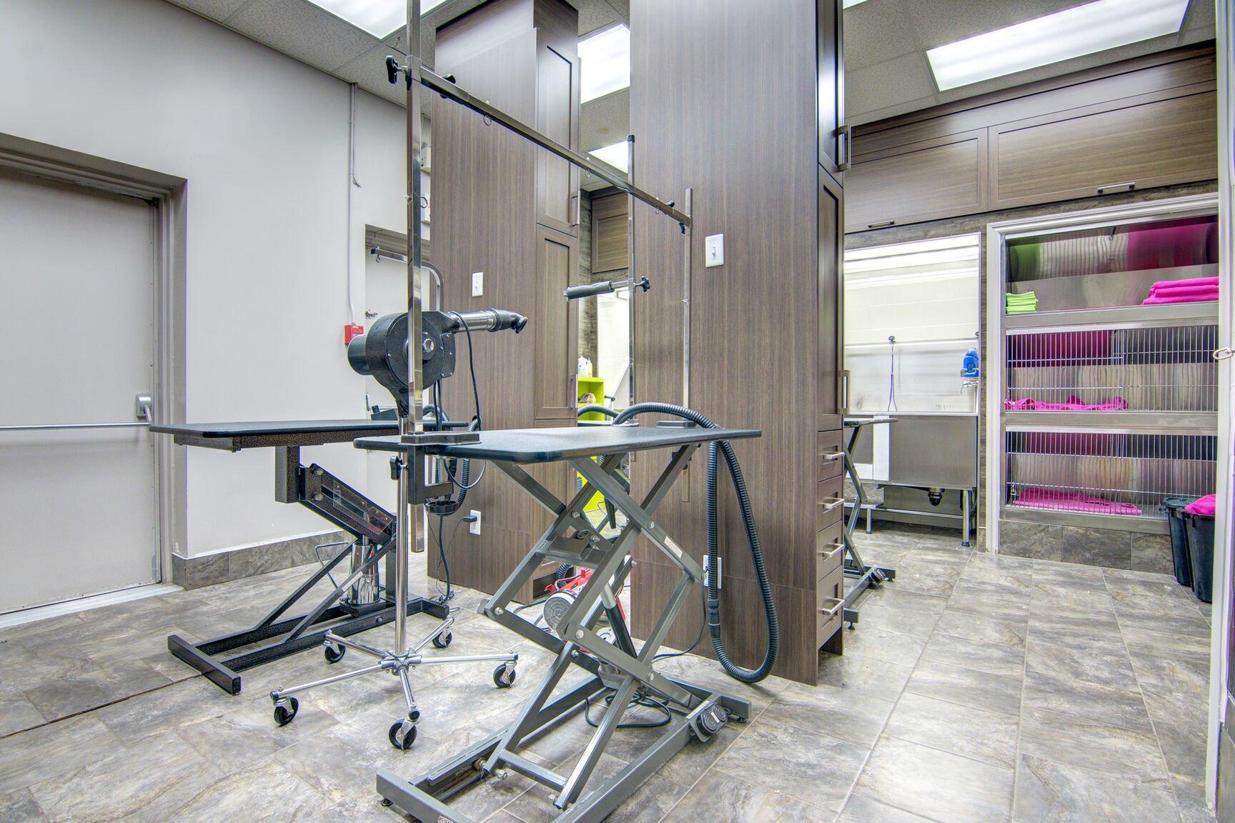 









12675


Rue Sherbrooke E.

,
Montréal (Rivière-des-Prairies/Pointe-aux-Trembles),




QC
H1A3W7

