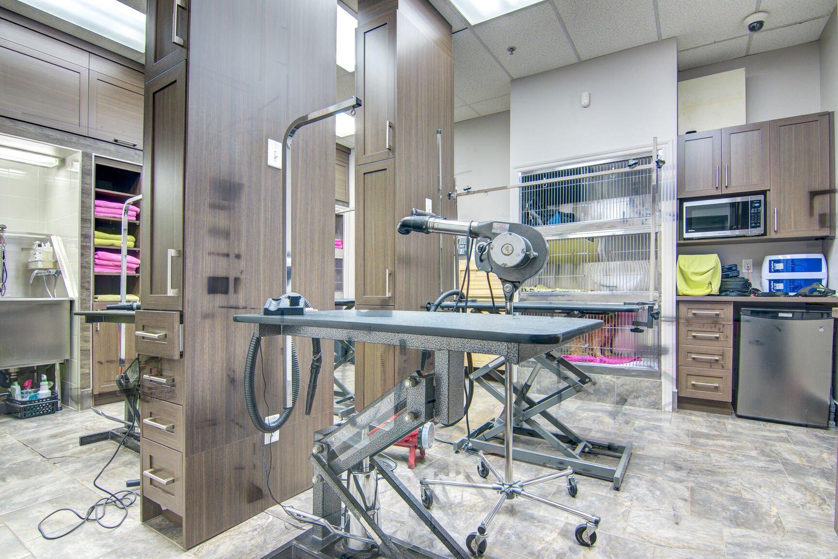 









12675


Rue Sherbrooke E.

,
Montréal (Rivière-des-Prairies/Pointe-aux-Trembles),




QC
H1A3W7

