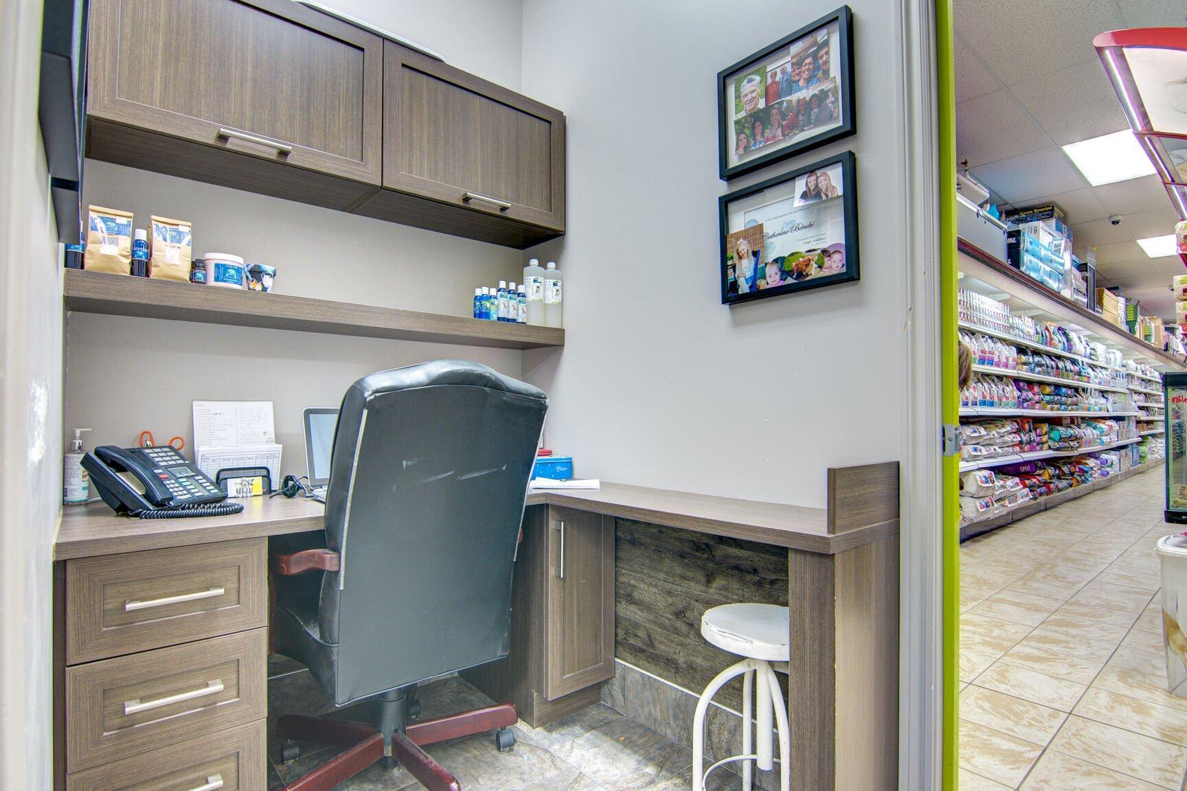 









12675


Rue Sherbrooke E.

,
Montréal (Rivière-des-Prairies/Pointe-aux-Trembles),




QC
H1A3W7

