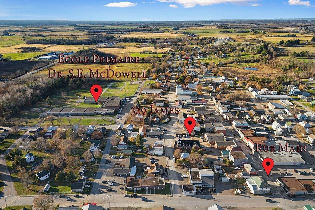 









329


Rue James

,
Shawville,




QC
J0X2Y0

